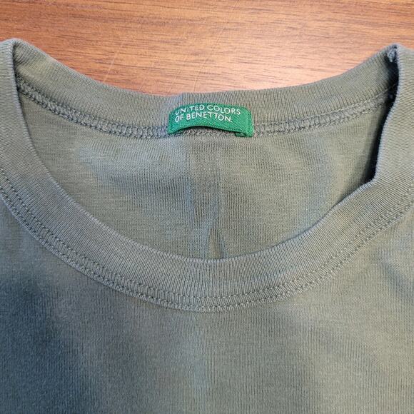 United Colors of Benetton Shiny Logo Green T‑Shirt – Size XS – GUC - Picture 7 of 11